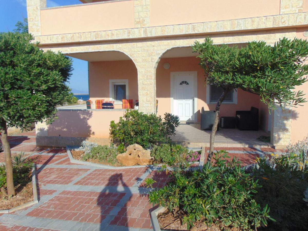 Apartman Ivana Vir Buitenkant foto